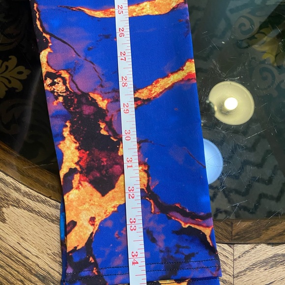 NEW Agstract Apparel Yoga & Athletic Leggings Crystal, Rock, Earth Prints-Lava - Picture 4 of 7